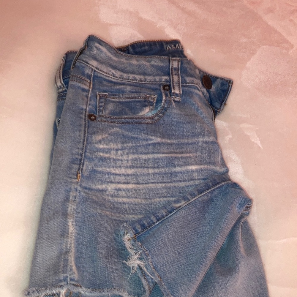 light blue jean shorts (american eagle)